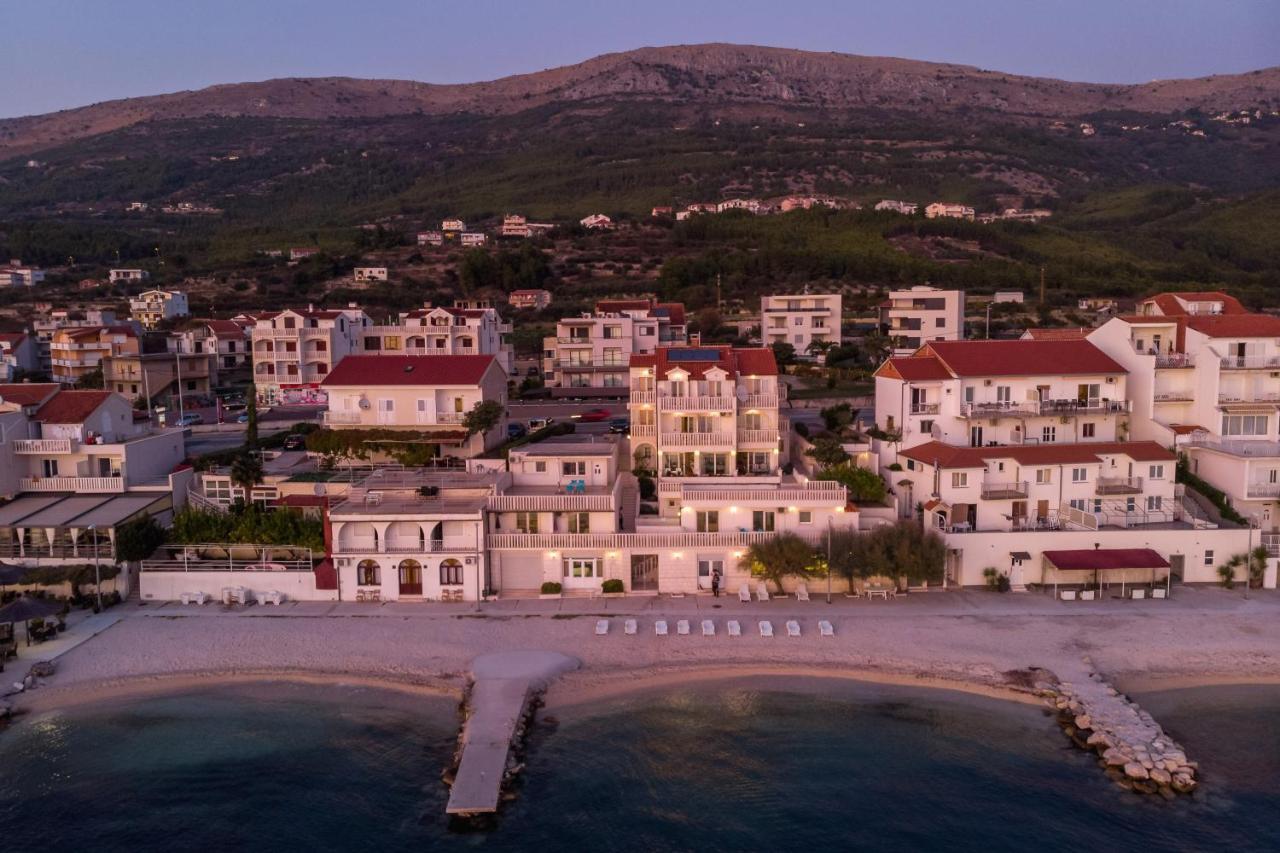 Apartments Antonio - Podstrana, Split المظهر الخارجي الصورة