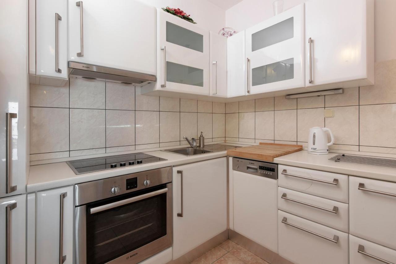 Apartments Antonio - Podstrana, Split المظهر الخارجي الصورة