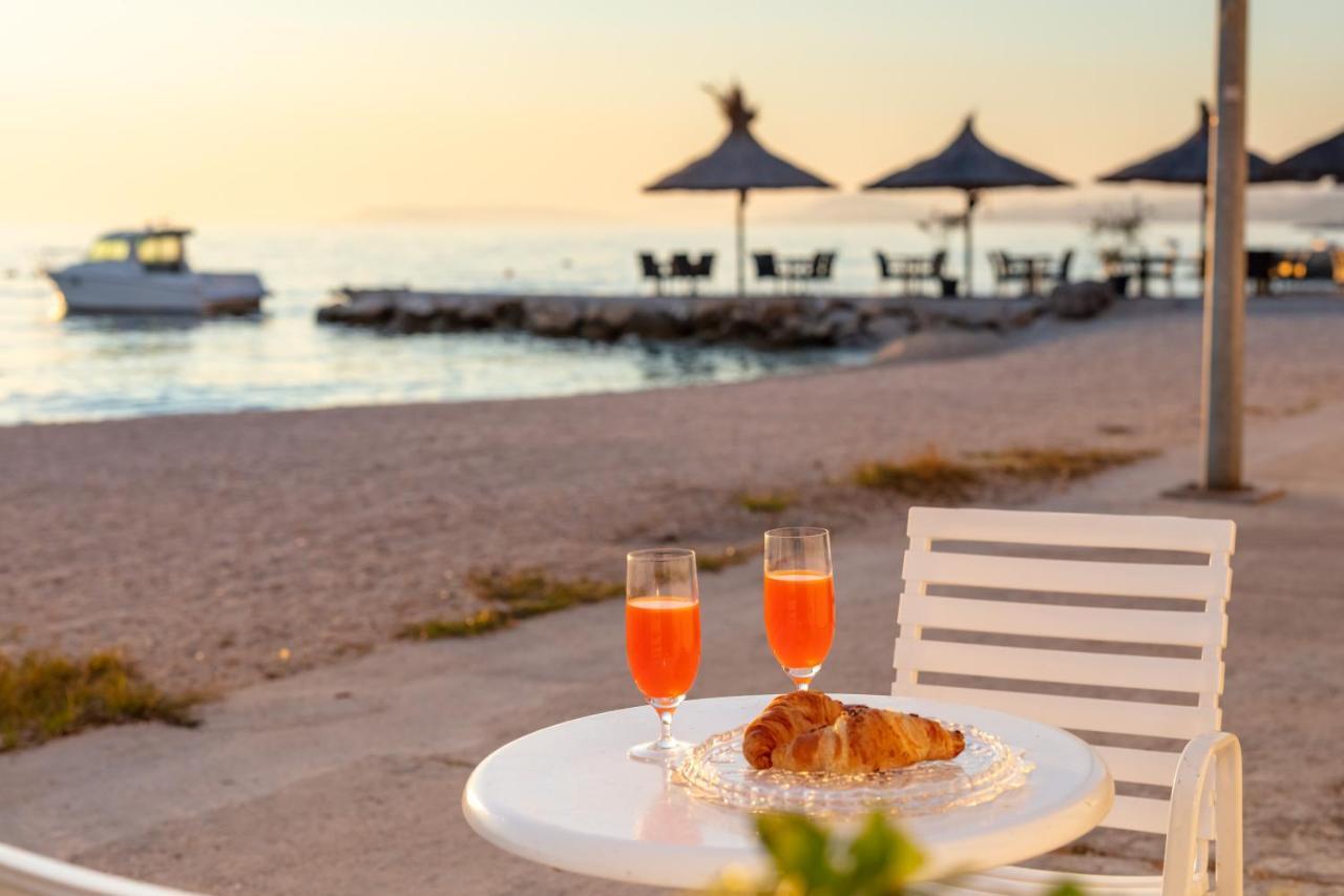 Apartments Antonio - Podstrana, Split المظهر الخارجي الصورة